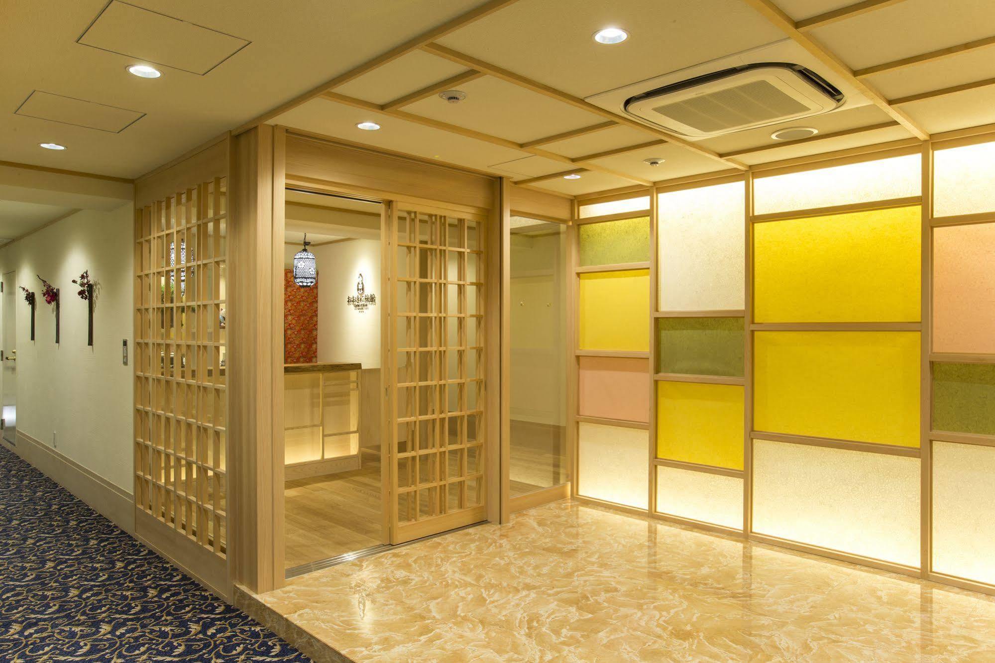 東心斎橋おおきにアパート Ookini Ryokan & Apartment Осака Екстериор снимка