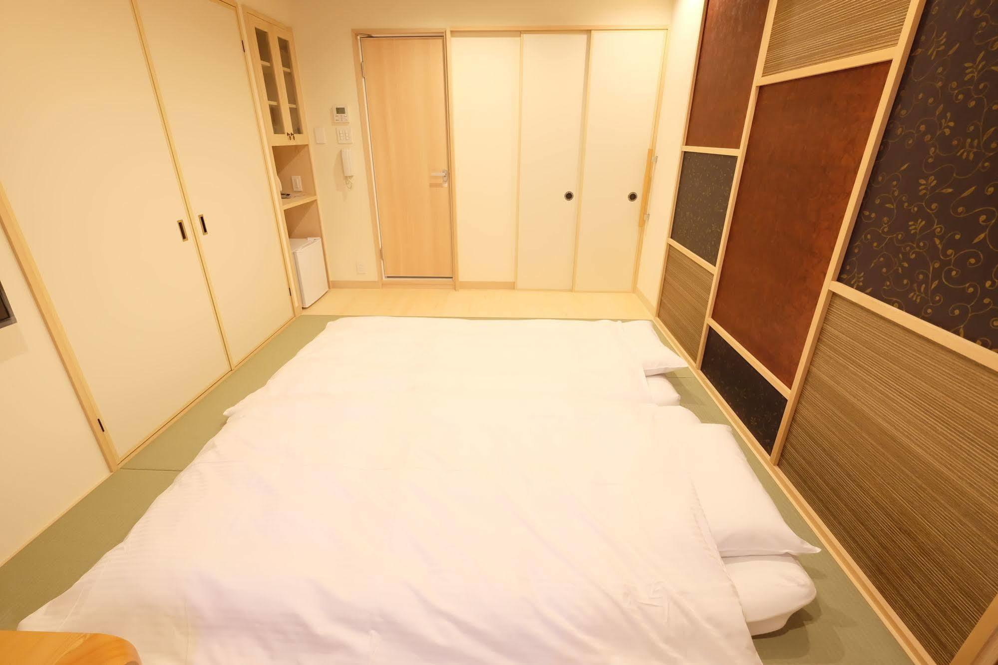 東心斎橋おおきにアパート Ookini Ryokan & Apartment Осака Екстериор снимка